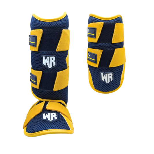 Elbow and leg guards Curacao left-handed hitter